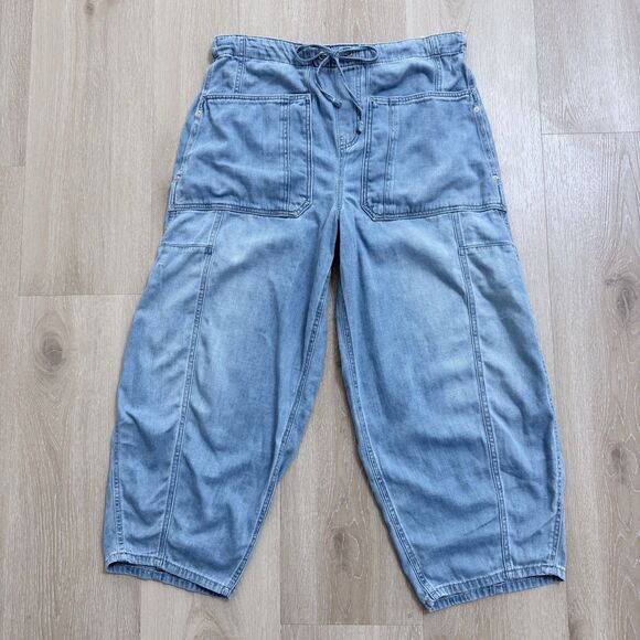 WE THE FREE Silverton Puddle Pull On Barrel Jeans Blue Relaxed Fit Denim L NWT - Picture 2 of 16